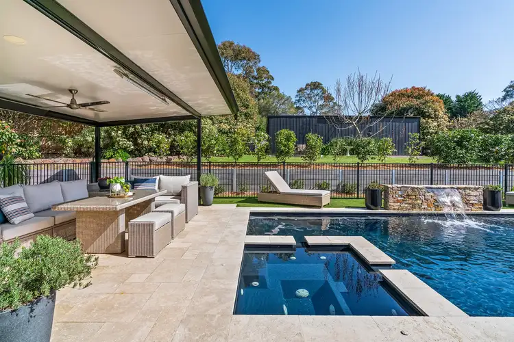 67 Derinya Drive, Frankston South VIC 3199