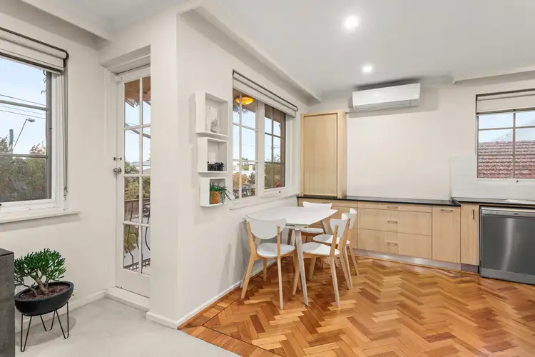 Fifth view of Homely apartment listing, 6/4 Tooronga Road, Malvern East VIC 3145