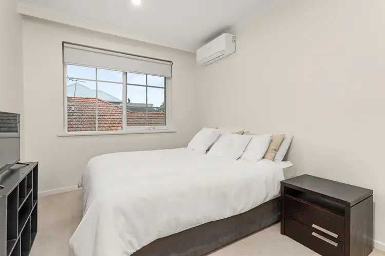 Sixth view of Homely apartment listing, 6/4 Tooronga Road, Malvern East VIC 3145
