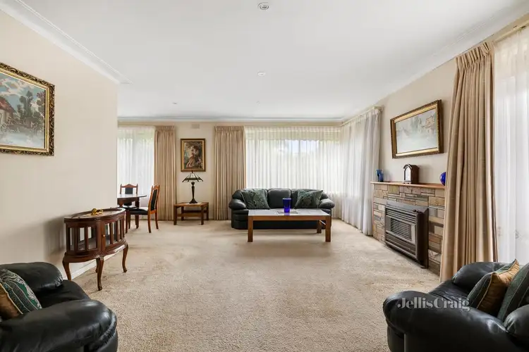 Second view of Homely house listing, 4 Wyuna Court, Bentleigh VIC 3204