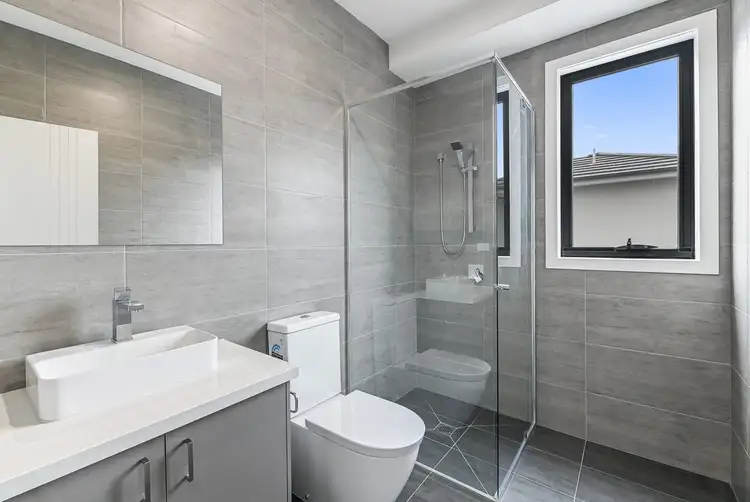 7/4 Hillside Street, Springvale VIC 3171