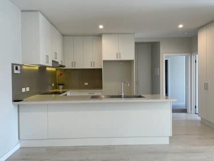 Second view of Homely apartment listing, 2/174 Upper Heidelberg Road, Ivanhoe VIC 3079