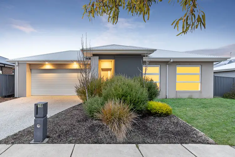 18 Galway Drive, Alfredton VIC 3350