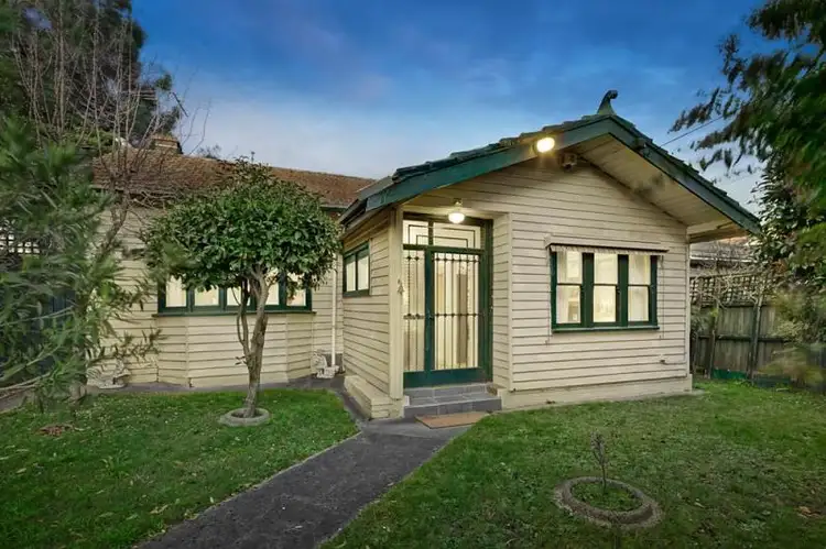 17 Waterdale Road
