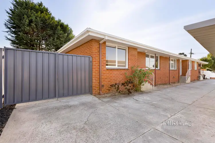 Main view of Homely unit listing, 3/24 Warren Road, Cheltenham VIC 3192
