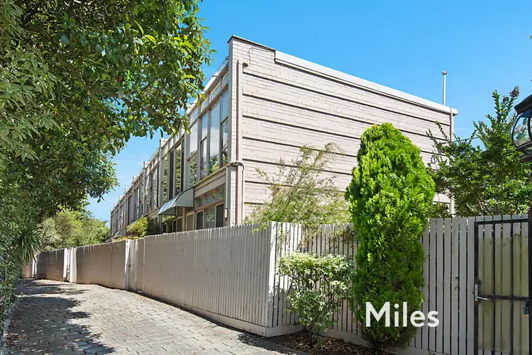 27 Locksley Road
