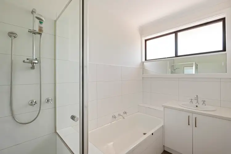 Fourth view of Homely unit listing, 2/18 Wheatsheaf Road, Glenroy VIC 3046