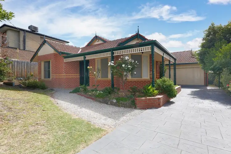 11 Harvie Street