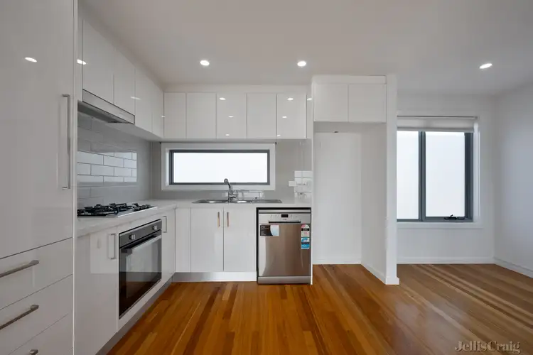 4/23 Nicholson Street, Coburg VIC 3058