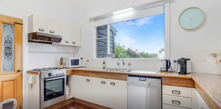 Fifth view of Homely unit listing, 2/20 Wilsons Road, Mornington VIC 3931