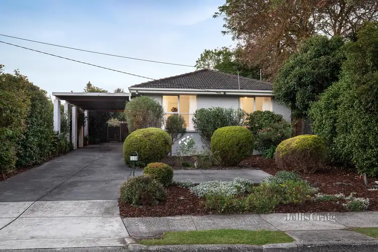 10 Warren Road, Viewbank VIC 3084