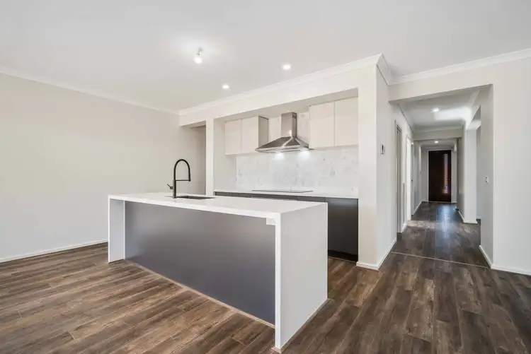 9 Penny Lane, Creswick VIC 3363