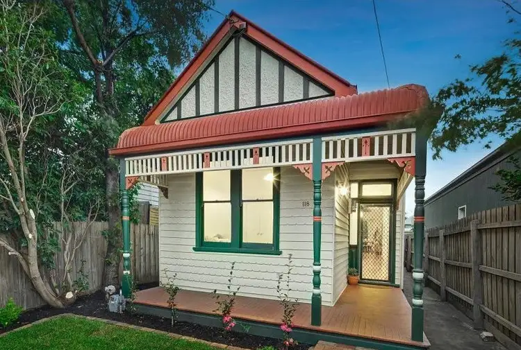 118 Roberts Street