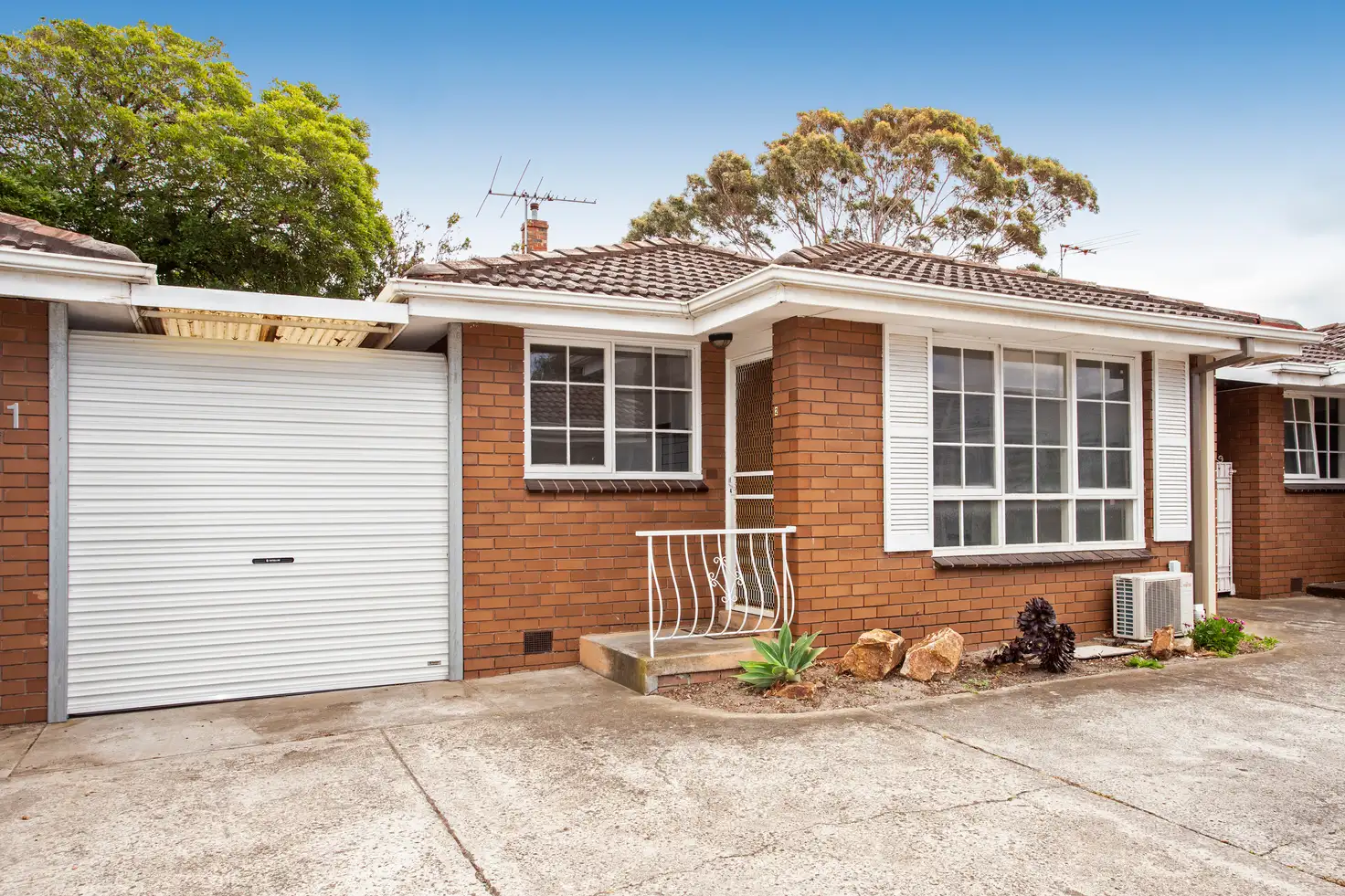 Main view of Homely apartment listing, 2/51-53 Como East Parade, Mentone VIC 3194