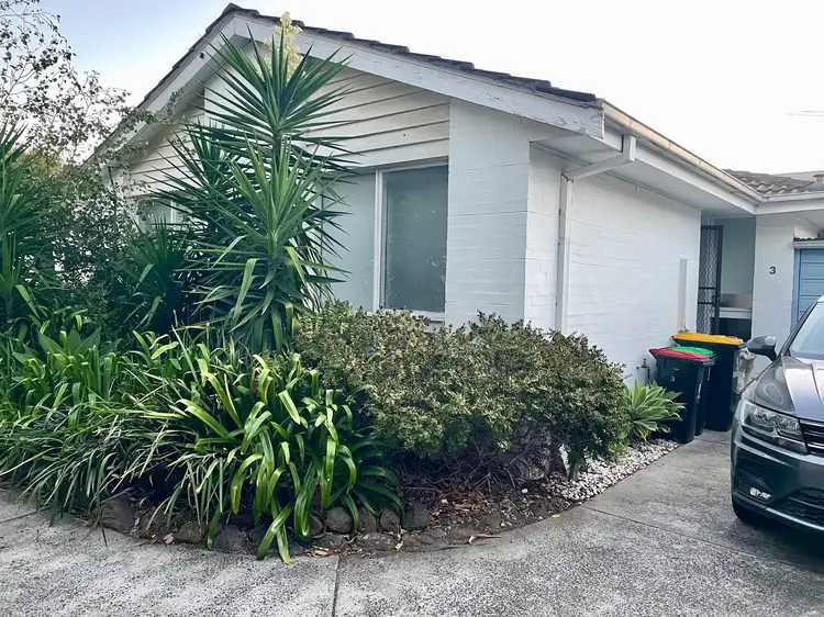 3 Latrobe Street