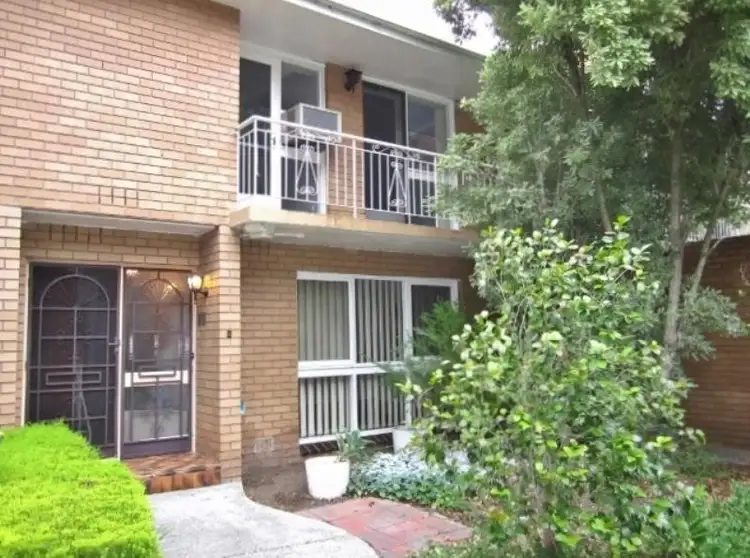 2/131 Locksley Road, Ivanhoe VIC 3079