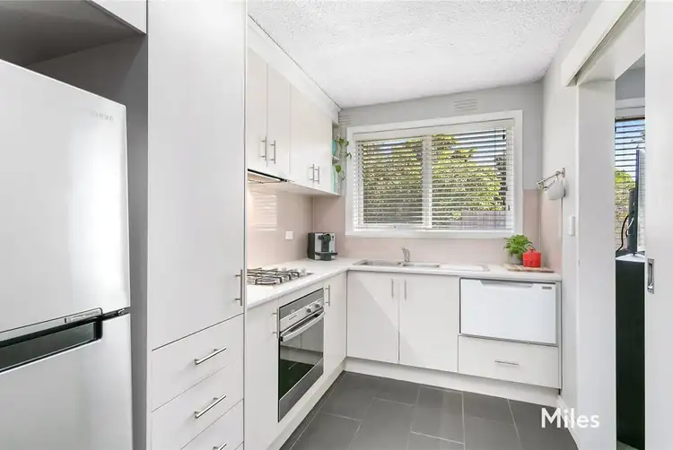 Fourth view of Homely apartment listing, 2/40 Yarralea Street, Alphington VIC 3078