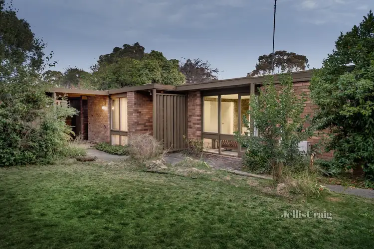 15 Finlayson Street, Rosanna VIC 3084