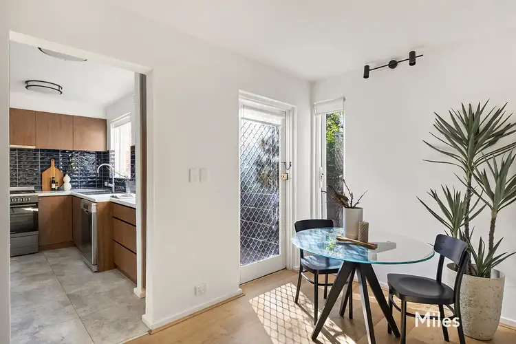 Fifth view of Homely apartment listing, 4/3 Rotherwood Road, Ivanhoe East VIC 3079