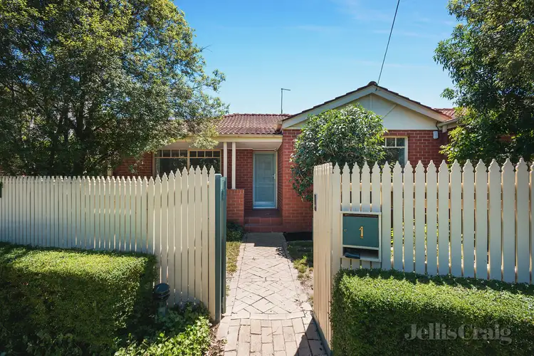 1/8 Rosella Street, Murrumbeena VIC 3163