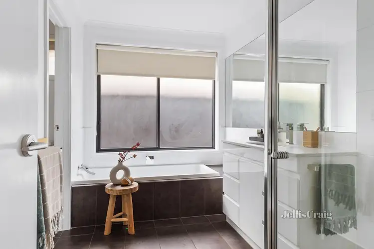 Fifth view of Homely house listing, 17 Tahlee Place, Montmorency VIC 3094