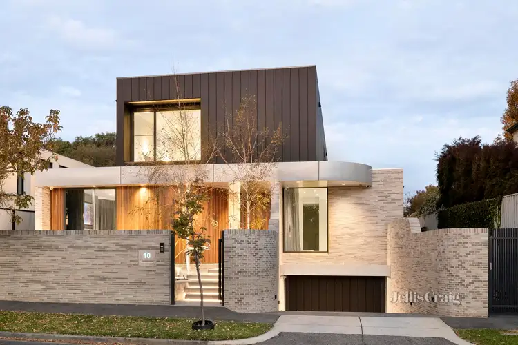 10 Farleigh Grove, Brighton VIC 3186
