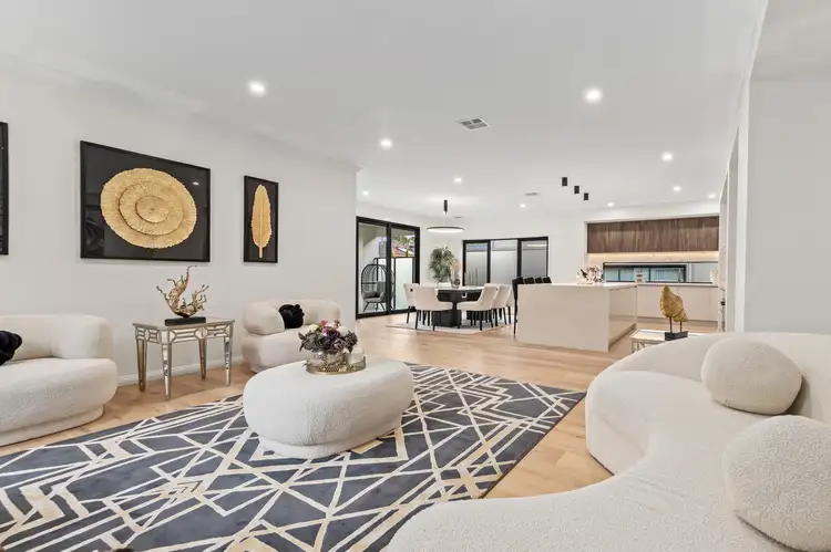 16 Dunoon Street, Doncaster VIC 3108