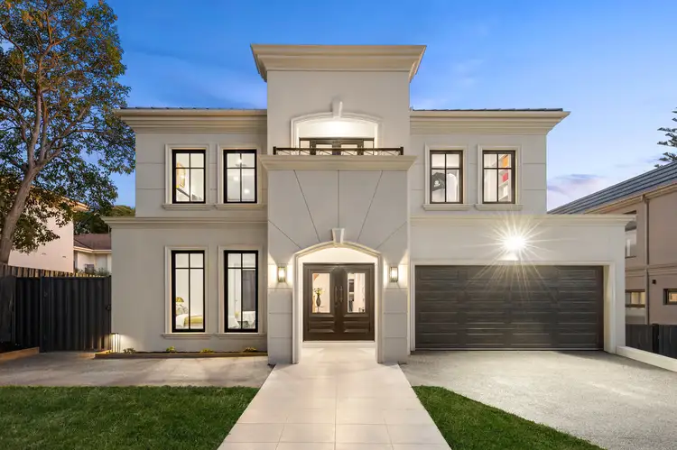 16 Dunoon Street, Doncaster VIC 3108