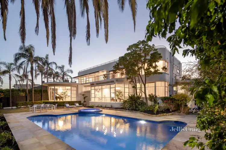 2 Milliara Grove, Brighton East VIC 3187