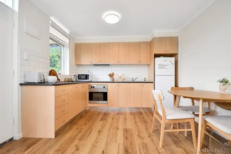 9/5 Christmas Street, Northcote VIC 3070