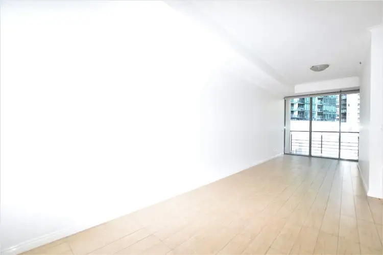 711/83 Queensbridge Street, Southbank VIC 3006