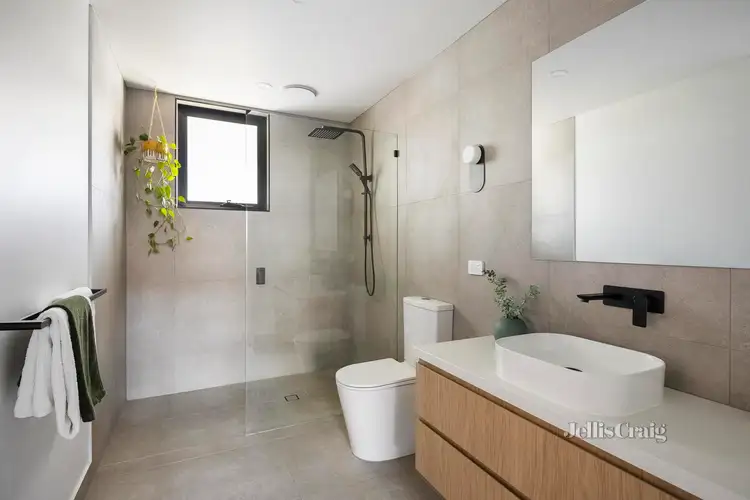 Sixth view of Homely apartment listing, 2/24 Kinross Street, Hampton East VIC 3188