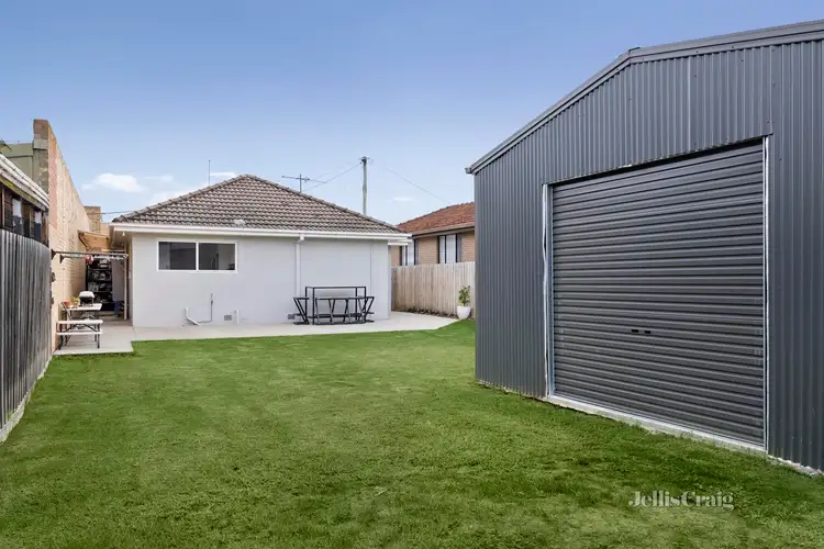 19 The Circle, Altona North VIC 3025