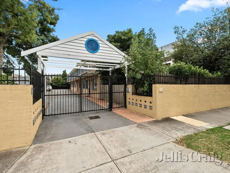 2/13 Ulupna Road, Ormond VIC 3204