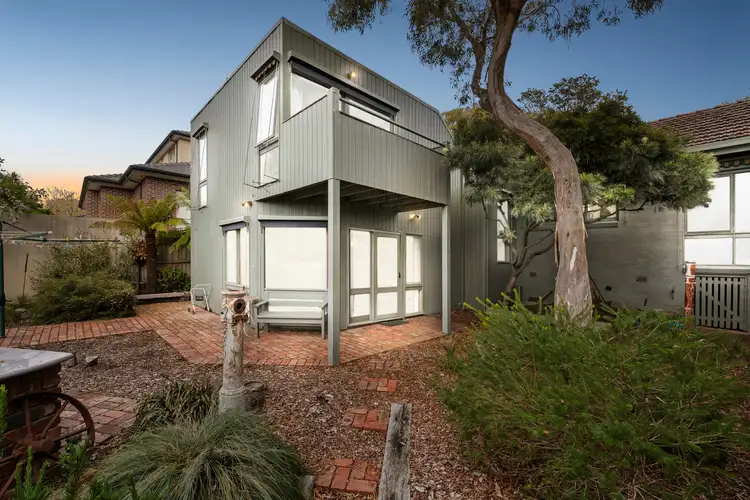 10 Inverell Avenue, Mount Waverley VIC 3149