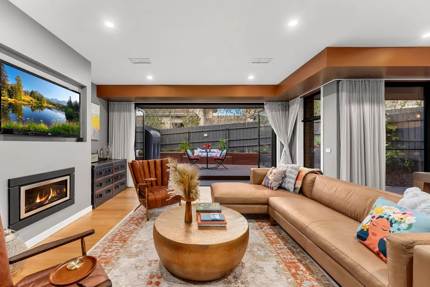 Main view of Homely townhouse listing, 2/1 Eyre Court, Templestowe Lower VIC 3107