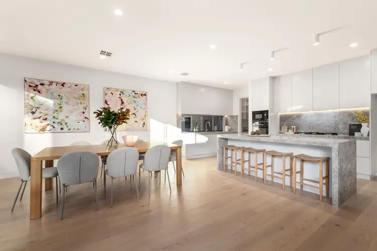 14 Balmoral Avenue, Templestowe Lower VIC 3107