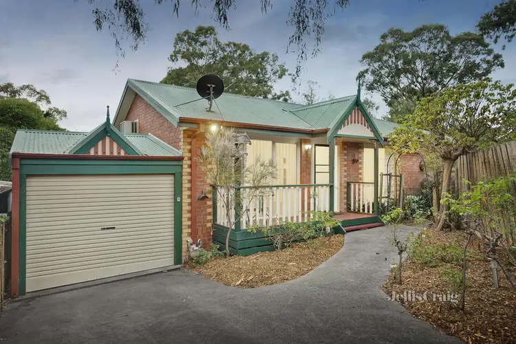 2/5 Flint Street, Eltham VIC 3095