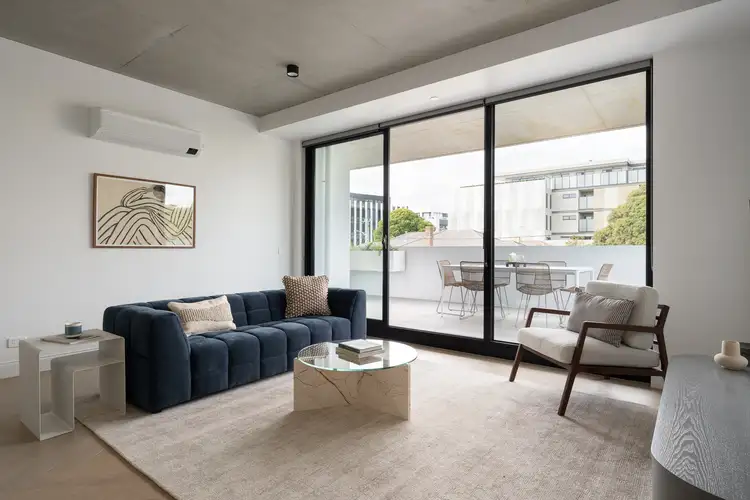 210/32 Kokaribb Road, Carnegie VIC 3163