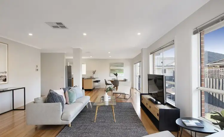 2/28 Adrian Street, Bentleigh East VIC 3165