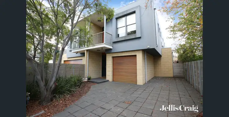 1D Vista Road, Hampton VIC 3188