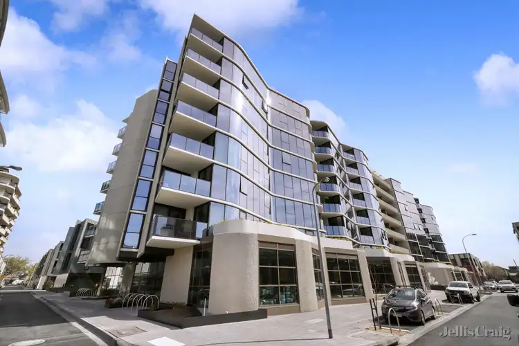 117/29 Waterline Place, Williamstown VIC 3016
