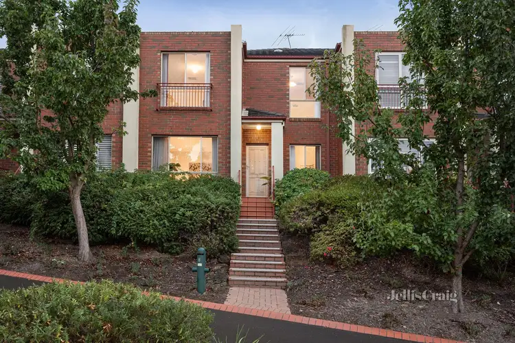 6 Vista Grove, Viewbank VIC 3084
