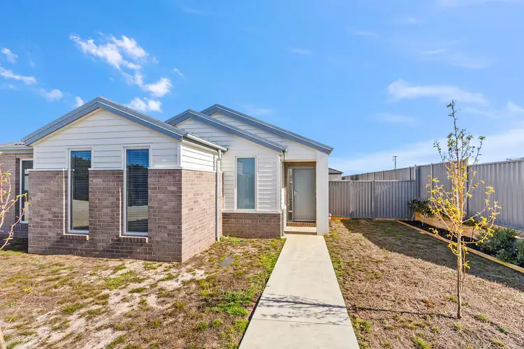 2 Providence Place, Alfredton VIC 3350