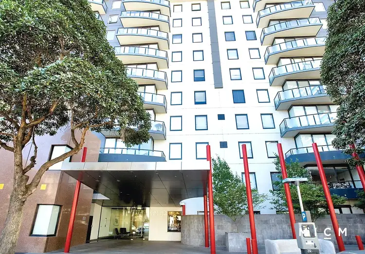 1102/28 Bank Street, South Melbourne VIC 3205