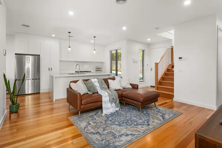 Fifth view of Homely townhouse listing, 2/39 Jindabyne Avenue, Chadstone VIC 3148