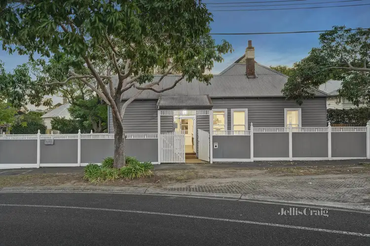 165 Cochrane Street, Brighton VIC 3186