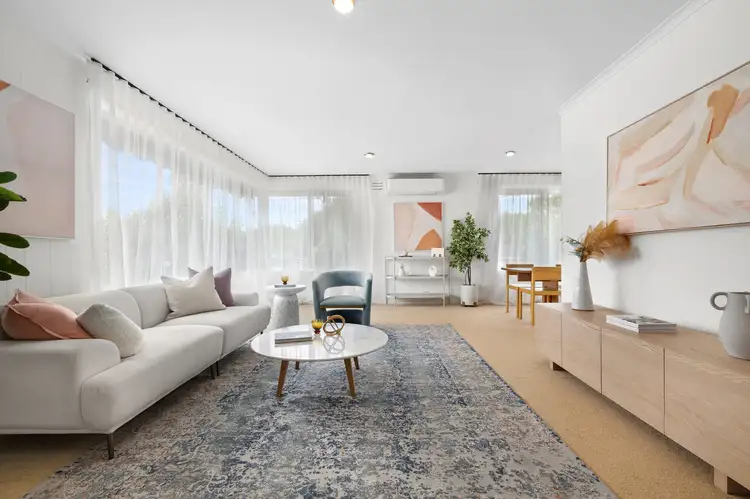Second view of Homely house listing, 31 Whitehaven Crescent, Mulgrave VIC 3170