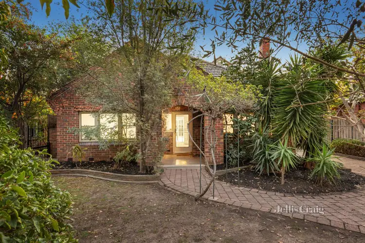 9 Mackie Grove, Brighton East VIC 3187