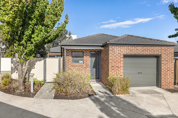 14 Ron Court, Canadian VIC 3350